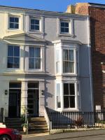 No 4 Whitby Holiday House 8 Adult and 2 Children - Chambres d'hôtes Whitby