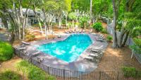 Stones Throw to the Shore - B&B Hilton Head