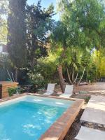 Le Goëland, chambre hôtes 20m2, avec petit déjeuner-800m plage- kitchenette-terrasse-piscine-vélos - Bed and Breakfast Les Lecques