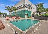 Crosby World Center - B&B Miami