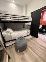 BRAND NEW! Sleeps 9, near World Cup, 18 min NYC - B&B Newark