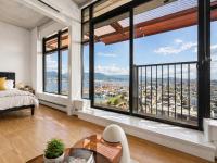 Skyhome in Gastown Amazing Ocean&Mountain Views - Bed and Breakfast Vancouver