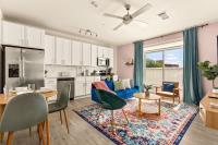 Riverwalk Area 1BR Walkable, Infinity Pool, Parking close to everything - Chambres d'hôtes San Antonio