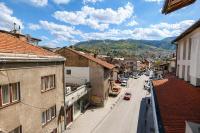 Urban Getaway Sarajevo with Free Parking - Bed and Breakfast Sarajevo