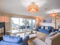 The Gables - Fabulous Views with Hot Tub sleeps 8 - B&B Aberdyfi