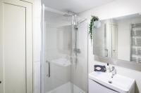 Large Garden Flat sleeps 6 Central Exmouth - Bed and Breakfast Exmouth