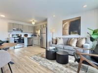 Quiet Escape, Free Parking, Near Downtown Hotspots - B&B Birmingham