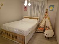 Casa Remanso, Spacious Gangnam Stay for 8 - Near 삼성서울병원, 삼성병원, Samsung Medical Center, Samsung Hospital, COEX, Lotte World - Free Parking, Luggage Storage - Chambres d'hôtes Séoul