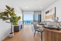 Luxury High Rise Stay with Panoramic GC Views - B&B Gold Coast
