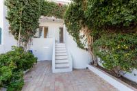 CoolHouses Algarve Luz, 3 Bed Townhouse w/ beautiful sea view, Luz Bay 76 - Chambres d'hôtes Senhora da Luz