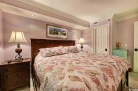 Cozy ocean front condo w Relaxing Pool Cozy King Bed - Bed and Breakfast Myrtle Beach