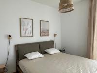 Stylish apartment in Larnaca - B&B Larnaka