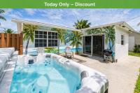 Ventur Tropical w Hot Tub Close to Beach - B&B Deerfield Beach