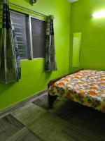 Shanti Nibas Home Stay in Beleghata Kolkata - B&B Calcuta