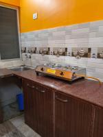 Shanti Nibas Home Stay in Beleghata Kolkata - B&B Calcuta