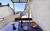 Practical stay with ocean view - B&B Zambratija