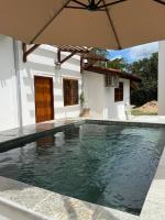 Casa Sol Piscina e Cachoeira - B&B Pirenópolis