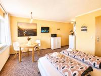 Urlaubsmagie - Ferienwohnung Luchs - direkt am Wanderweg - B&B Sebnitz
