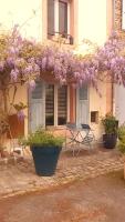 Pimprenelle maison de ville entière,atypique - B&B Crémieu