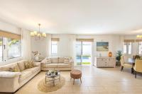 SunnyVillas: 3BR Family Villa☆Private Pool - B&B Protaras