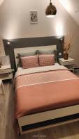Charmante chambre 2 personnes petit déjeuner compris - B&B Traînou
