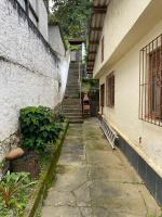Casa aconchegante com dois quartos mais área externa - Bed and Breakfast Teresópolis