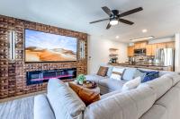 Sunset Lakefront Retreat with Luxe Upgrades - B&B Osage Beach