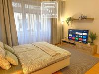 Charming Apartment by Museum and Wenceslas Square - B&B Prague