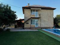 Дом с подогреваемым бассейном - Bed and Breakfast Lisky
