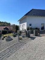 Große gemütliche Ferienwohnung Landshut, 24-7, WLAN, Parkplatz, Top ausgestattet - B&B Ergoldsbach