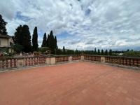 Le Falene Guest House - B&B Comeana