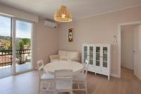 Residenza Ca' Bianca - A due passi dal lago - Bed and Breakfast Garda
