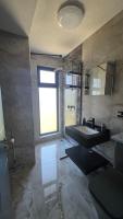One-Bedroom Apartment with Spa Bath