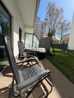 Apartament z ogródkiem i jacuzzi Gdynia - B&B Gdynia