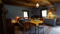 Triple Room with Mountain View