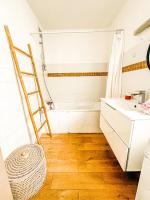 La CASA NOVA - T2 - B&B Saint-Denis