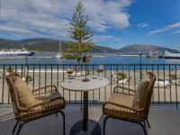 Cavaliere Seafront House - Thalia - B&B Sami