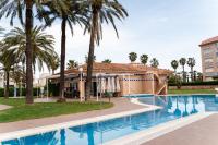 Apartamento con terraza, vistas al jardín y piscina, junto a playa y golf - B&B El Grao