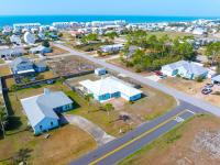 Gamer Beach Getaway By Pristine Property Vacation Rentals - Ferienwohnung Saint Joe Beach