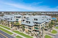 Club at Mexico Beach 2C Coastal Dreaming by Pristine Properties Vacation Rentals - B&B Mexico Beach