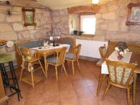 Agroturystyka Pod Leszczyną - Chambres d'hôtes Wambierzyce