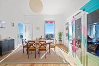 LE RIVIERA PALACE Calme - Vue sur la Mer- Parking - Bed and Breakfast Menton