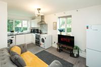 Cosy 1 bed flat with Sofa Bed up to 4 guests - Ferienwohnung Feltham