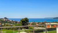 Villa Mariana 4bdrm With Stunning View - Bed and Breakfast Skála Foúrkas