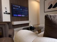 Amara Blvd Cozy Living Room G01 - B&B Riyad