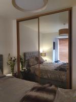 Luxury king size en-suite in a shared house - Bed and Breakfast West Drayton