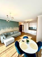 One-Bedroom Deluxe Apartment
