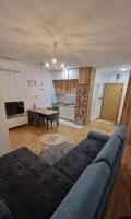 Modern Studio in Atrium Residence - Chambres d'hôtes Novi Sad