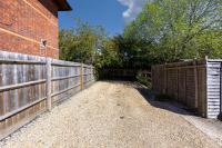 Boutique Bungalow • Close to City Centre • Driveway Parking • Garden • Fast Wifi • Yoko Property - Chambres d'hôtes Milton Keynes