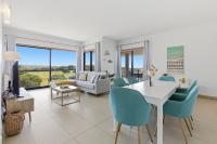 Sea View, Beach & Pool - Private Parking AC & WiFi - Chambres d'hôtes Quarteira